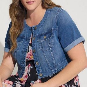Torrid - BNWT Denim Crop Jacket 0X